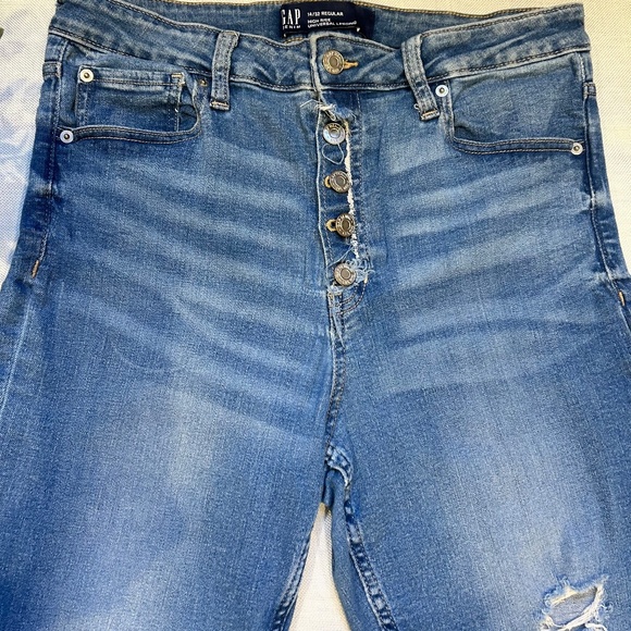 GAP High Rise Leggings Jeans Ripped Size 14/32 - Picture 2 of 6